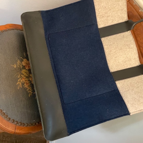 Graf Lantz Jaunt Shopper Tote - Picture 4 of 5